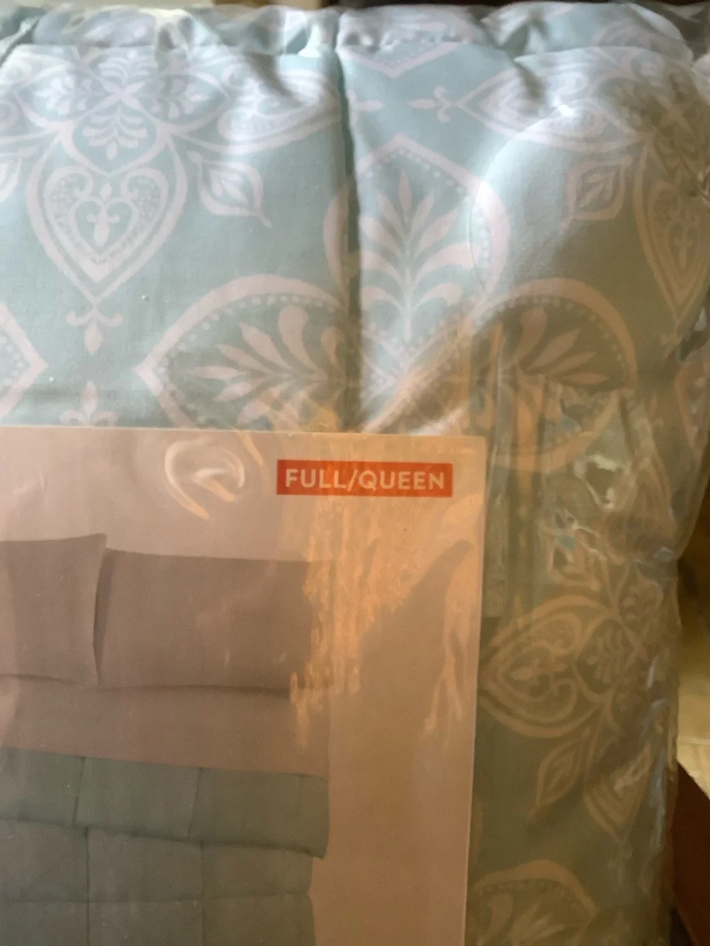 NWTs Gorgeous Comforter Full/ Queen AQUA Green Floral Design The Big One was $99